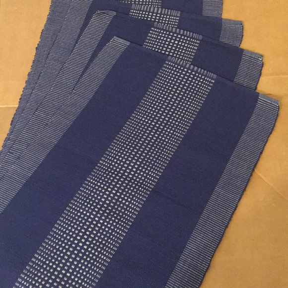 Set of 4 Woven Placemats - Picture 1 of 3